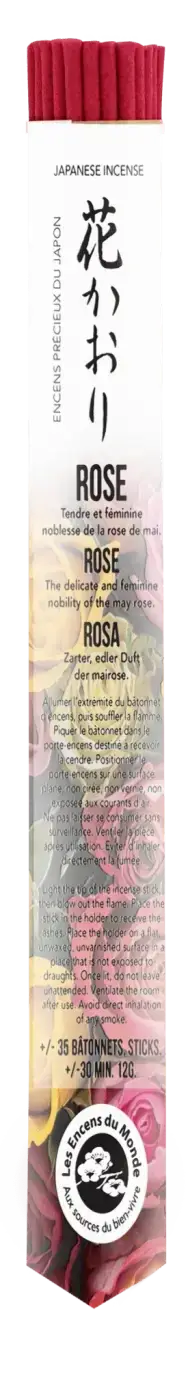 Japanische kurze Räucherstäbchen Rosa von Aromandise, aromatische Räucherwaren mit blumigem Duft, in einer offenen Packung.