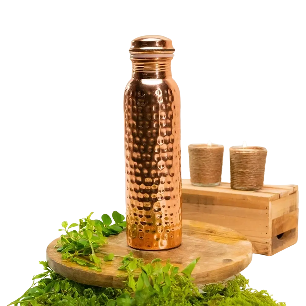 Gehämmerte Kupferwasserflasche von Ayurveda Specialist B.V., handgefertigt, elegantes Design, für reines Wasser, nachhaltiges Trinkgefäß