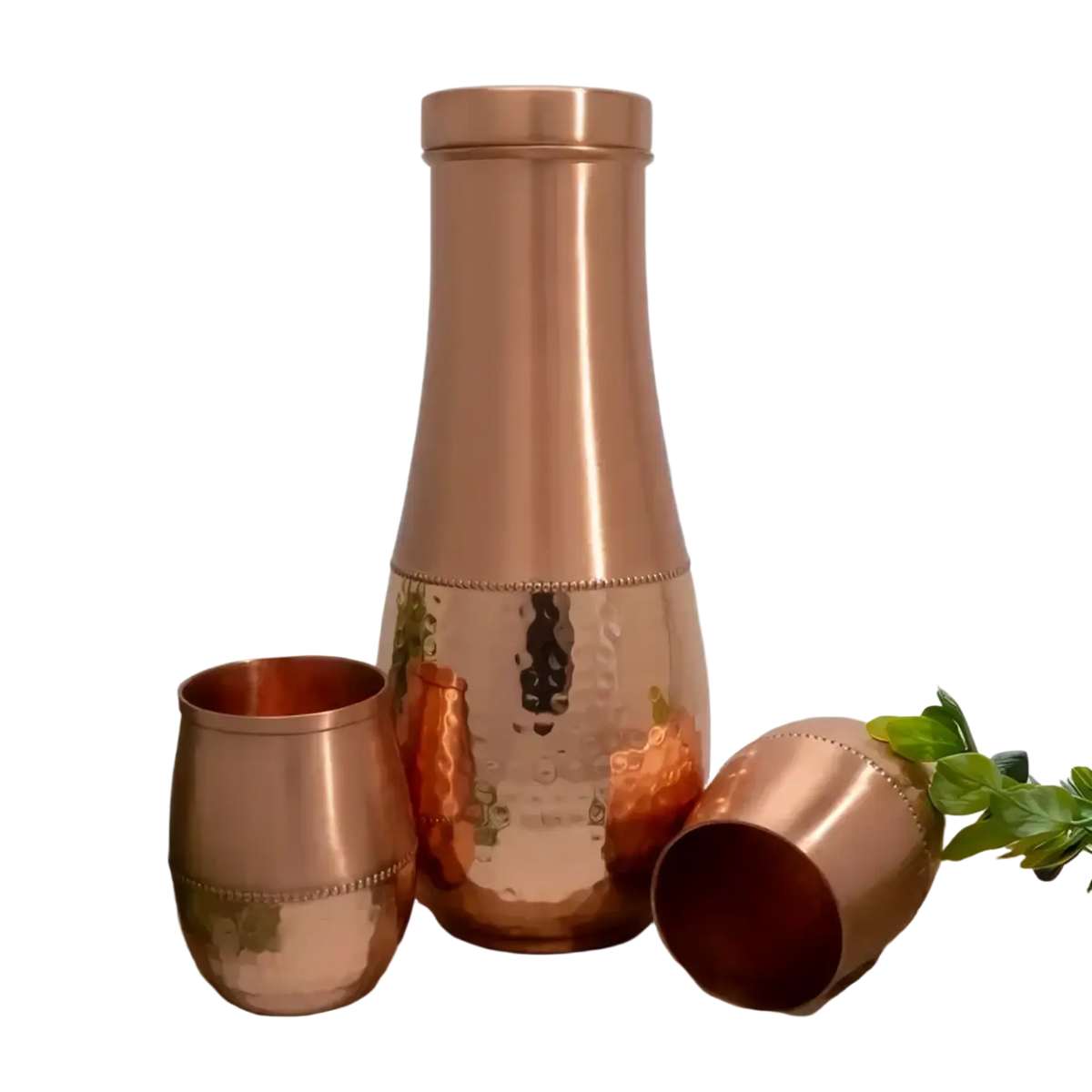 Reines Kupfer-Set mit tropfeförmiger gehämmerter Kupferkaraffe und Bechern, ca. 950 ml, im Ayurveda-Stil, handgefertigt