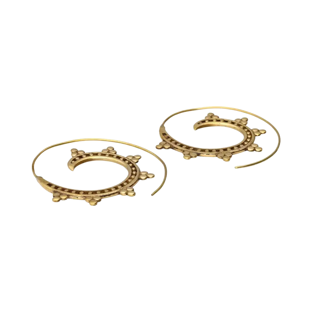 Spiralförmige Bronzeohrringe mit Punkten, Schmuck von Vives de la Cortada S.L, detailreiche Ohrschmuck, elegantes Design