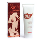 Eine Produktbox und Tube der Xu Ultra Active Creme Rassodante (straffende Anti-Dehnungsstreifen-Creme für Körper und Brust) von ERBAVOGLIO.