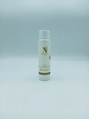 Kleine weiße Flasche mit Traubenkernöl (Óleo de Grainha de Uva).