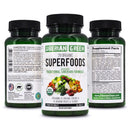 Grüne glasflasche mit schwarzem verschluss und etikett siberian green 28 organic superfoods mit usda zertifizierung und bunten gemüseillustrationen superfoods siberian green formula