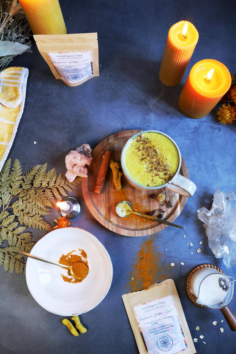 Ayamani Naturals - Mushroom Golden Latte | mit Reishi und Chaga, adaptogene Golden Milk Vegan