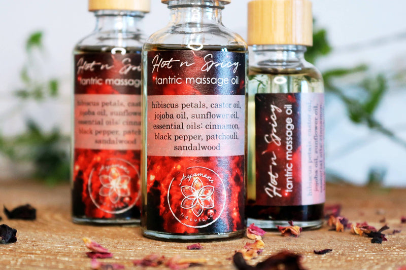 Scharfes und würziges Tantramassageöl | Sinnliches aphrodisierende Öl mit Hibiskus und ätherischen Ölen