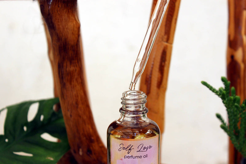 Self Love Ritualöl | Parfüm- oder Badeöl mit Rosenquarz und ätherischen Ölen