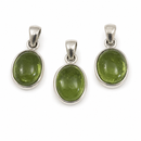 Silberanhänger mit Peridot – Handgefertigt & voller Harmonie