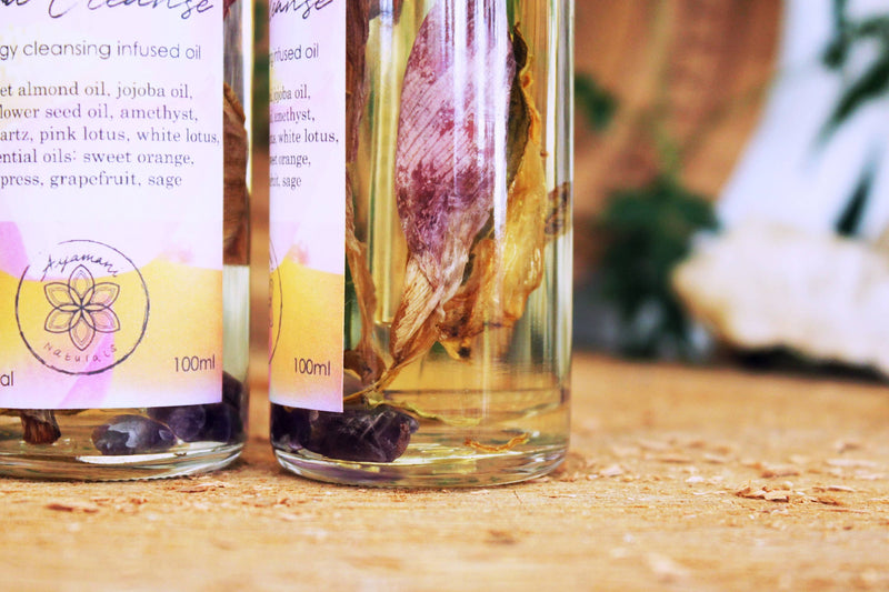 Ayamani Naturals - Aura-Reinigungsöl mit rosa Lotus und Amethyst