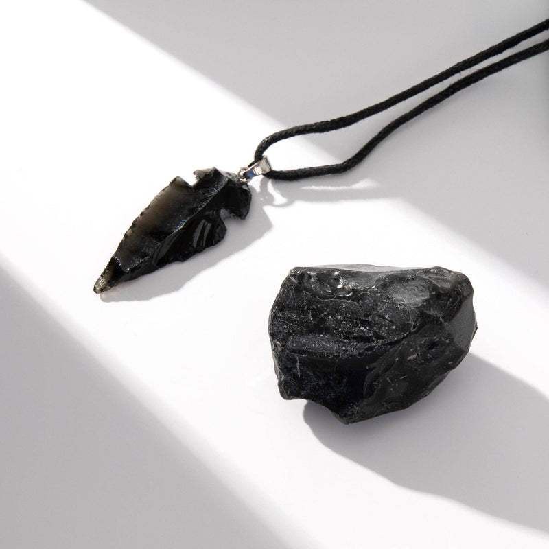 Myga Eco - Geode Gift Set - Rough Stone and Pendant, Choice of 3 Crystals