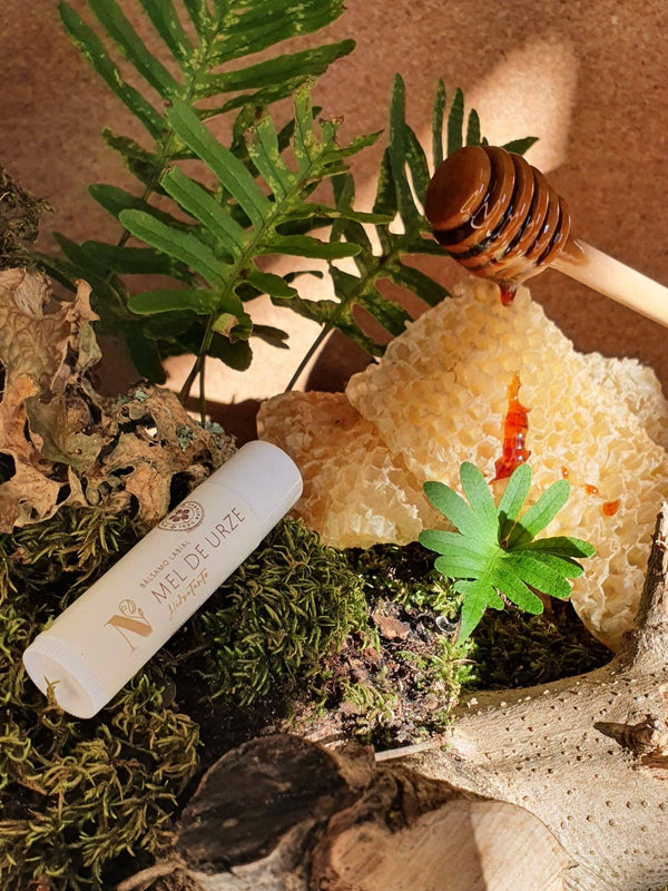 d'Natureza Lippenbalsam mit Heidehonig