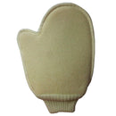 Ein einzelner beiger Badehandschuh, der die glatte, weichere Seite und das gerippte Bündchen zeigt.