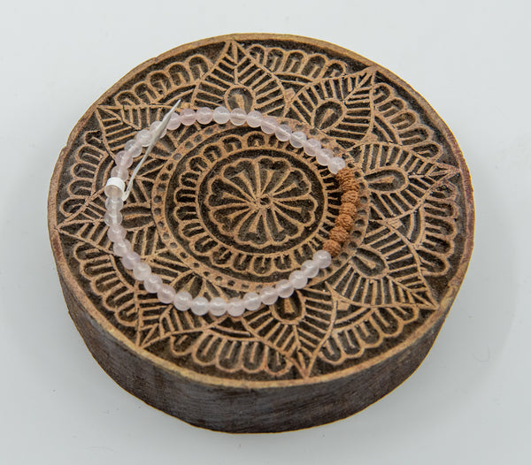 /rosenquarz-armband-rudraksha-liebe-herzoeffnung