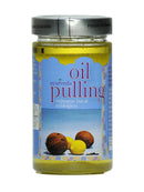 Ein gelbes Ölglas mit der Aufschrift "ayurveda oil pulling enjuague bucal ecológico". Auf dem Etikett sind Kokosnüsse und Zitronen abgebildet, und unten ist "300 g" angegeben.