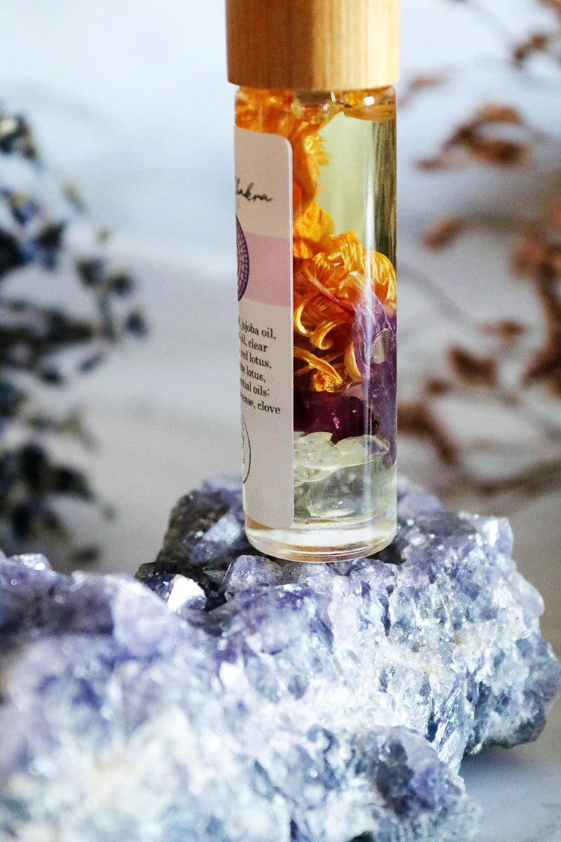 Crown Chakra Meditationsöl mit Kristall- und Lotusaufguss