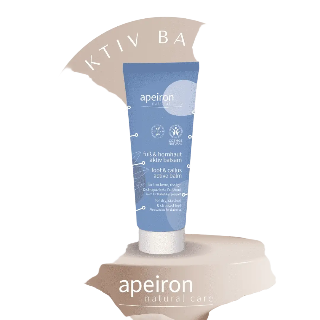 Spa Vivent APEIRON Fuß- und Hornhautaktiv Balsam 75ml, gepflegte und geschmeidige Füße, sichtbare Textur im Bild