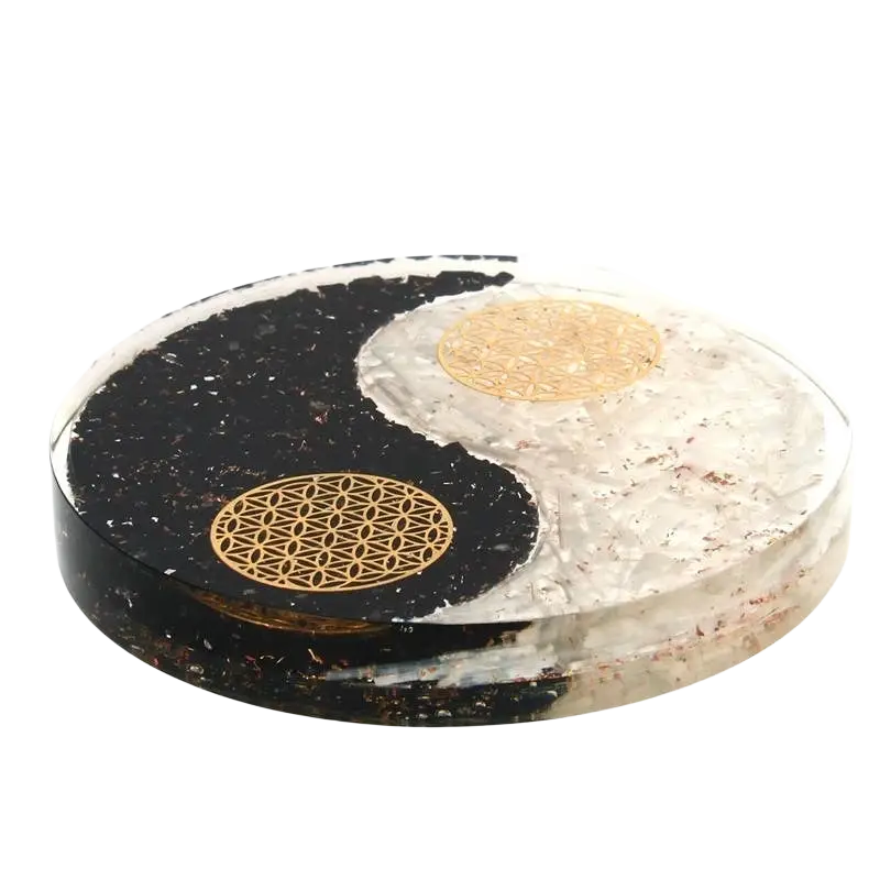 Artisans de Madagascar Schmuck: Schwarzer Turmalin Orgonit Flower of Life Teller, detailreiche handgefertigte Schmuckschale