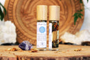 Ätherisches Öl für das dritte Auge mit Ajna Chakra, Kristallen und Kräutern, von Ayamani Naturals, Flasche mit Kräuter- und Kristallbestandteilen
