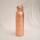 Kupferwasserflasche 1 Liter mit graviertem Blumenmuster, Ayurveda Specialist B.V., nachhaltige Trinkflasche aus Kupfer