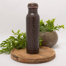 Reine gehämmerte Kupferwasserflasche von Ayurveda Specialist B.V., antik, ca. 950 ml, schwere Ausführung, handgefertigt.