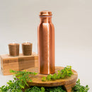 Reine Kupferwasserflasche von Ayurveda Specialist B.V. mit 7 Chakren, mattes Finish, 1 Liter Trinkflasche für Wasser.