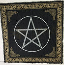 Schwarzes baumwoll-altar-tuch 60x60cm pentagramm mit goldenem keltischen muster und weißem pentagramm im mana shop