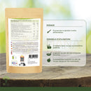 Rückseite eines braunen papiersacks mit nahrungshinweisen für bio acai pulver vegan als pflanzenbasiertes protein und superfood mit hoher nährstoffdichte