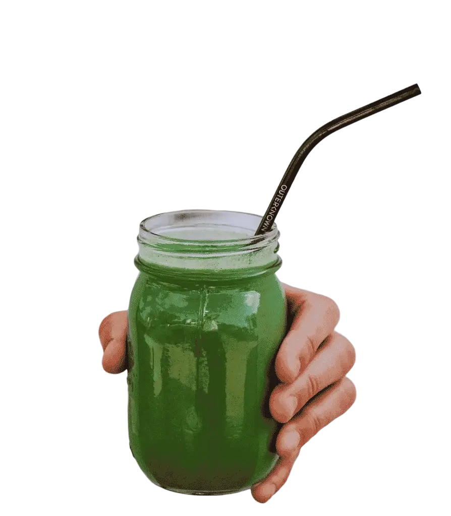 Bio Chlorella Tabletten von myvial, vegane Nahrungsergänzung, 240 Presslinge auf weißem Hintergrund.