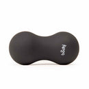 Schwarze Bodynova Peanut Massageball, ein Massagewerkzeug zur Selbstmassage und Muskelentspannung, sichtbar in der Abbildung