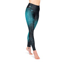 Bodynova Yoga Leggings Niyama Cosmic Space, hohe Taille, elastische Yogakleider für Damen, mit Sternenmuster und bequemer Passform