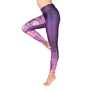 Bodynova Yogahosen Niyama Yoga Leggings in lila mit Blumenmuster, bequemes Stretch-Design für Yoga und Fitness