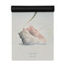Weiße Yogamatte Bodynova Yoga on Art Cloud Flower mit Blumenmuster, rutschfeste Oberfläche für Yogaübungen.