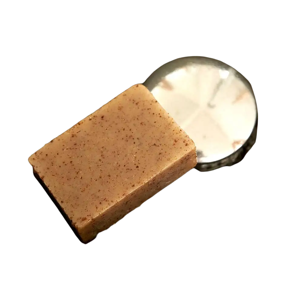 Komplettes Bild der COMPTOIR DES HUILES Bio-Kaltverarbeitete Seife mit Peeling-Moringa-Partikeln, natürliche Hautpflege.