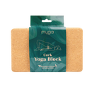 Natürlicher tanfarbener rechteckiger cork yoga block aus nachhaltigem kork mit grüner myga verpackung von mana shop