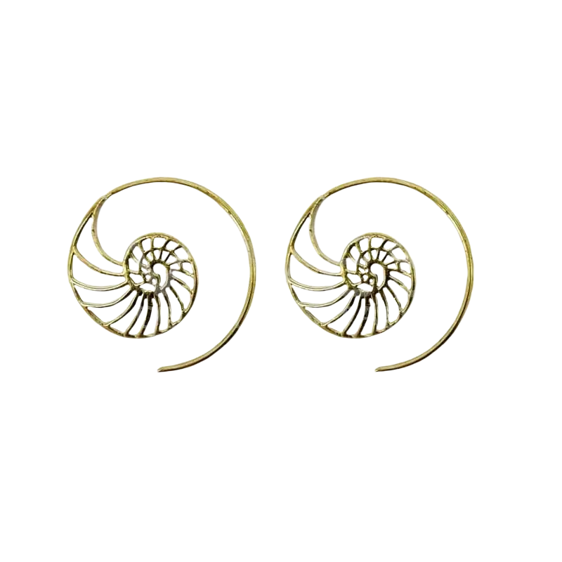 Elegante bronzene Ohrringe aus Indien, zeitloses Design, antibakteriell, handgefertigter Schmuck von Vives de la Cortada S.L
