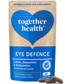 Blaue und beige pouch von together health eye defence mit herz logo für astaxanthin und beta-carotin aus pflanzenquellen