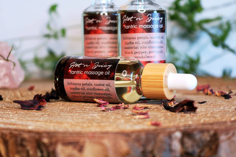 Scharfes und würziges Tantramassageöl | Sinnliches aphrodisierende Öl mit Hibiskus und ätherischen Ölen