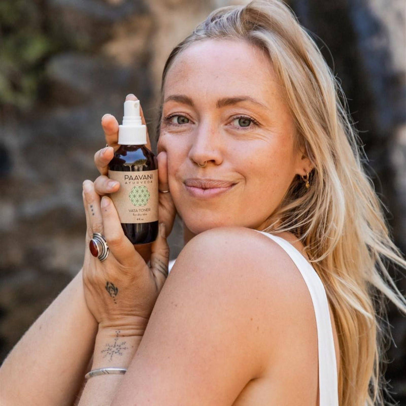 PAAVANI Ayurveda - Vata Toner | Ayurvedischer Gesichtsspray für trockene, empfindliche Haut