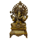 Goldene ganesha statue aus massivem messing 43 cm hoch mit detaillierten ornaten auf löwensitz