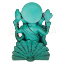 Grüne ganesha statue in türkis mit filigranen schnitzereien sitzt auf kunstvollem fächerförmigem sockel für weisheit und erfolg entdecken bei mana shop