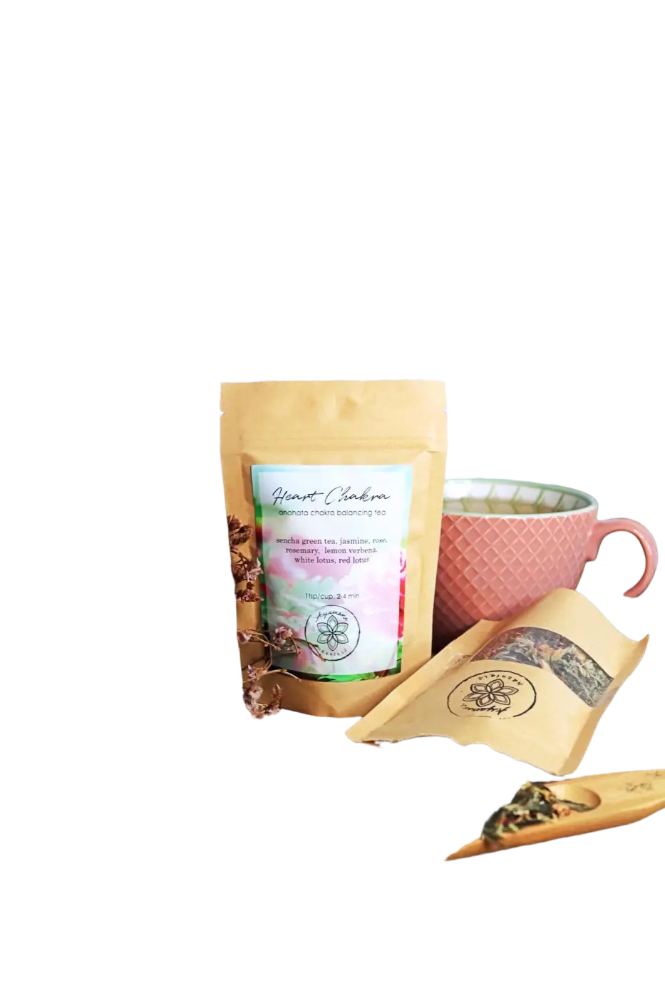 Grüner Herzchakra-Anahata-Tee mit Jasmin, Rose und Kräutern in 25 g Packung, von Ayamani Naturals, mit frischen Kräuter- und Blütenbestandteilen.
