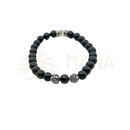 Schwarzes herrenarmband aus edelstahl mit silbernen ornamentstreifen und magnetverschluss für maskuline eleganz