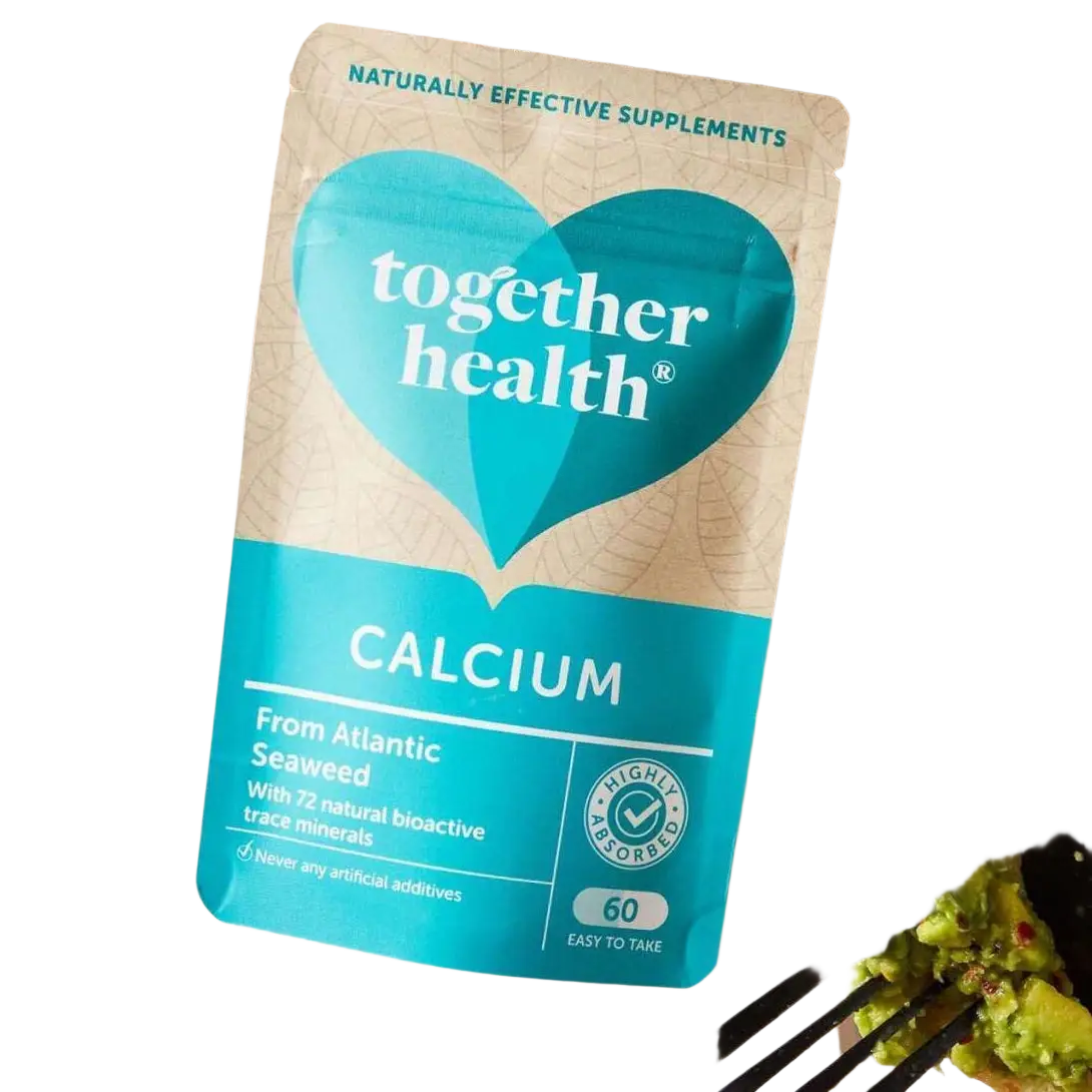 Veganer Kalzium-Nahrungsergänzungsmittel in 60 Kapseln von Together Health, zeigt die Kapseln in einer Packung.