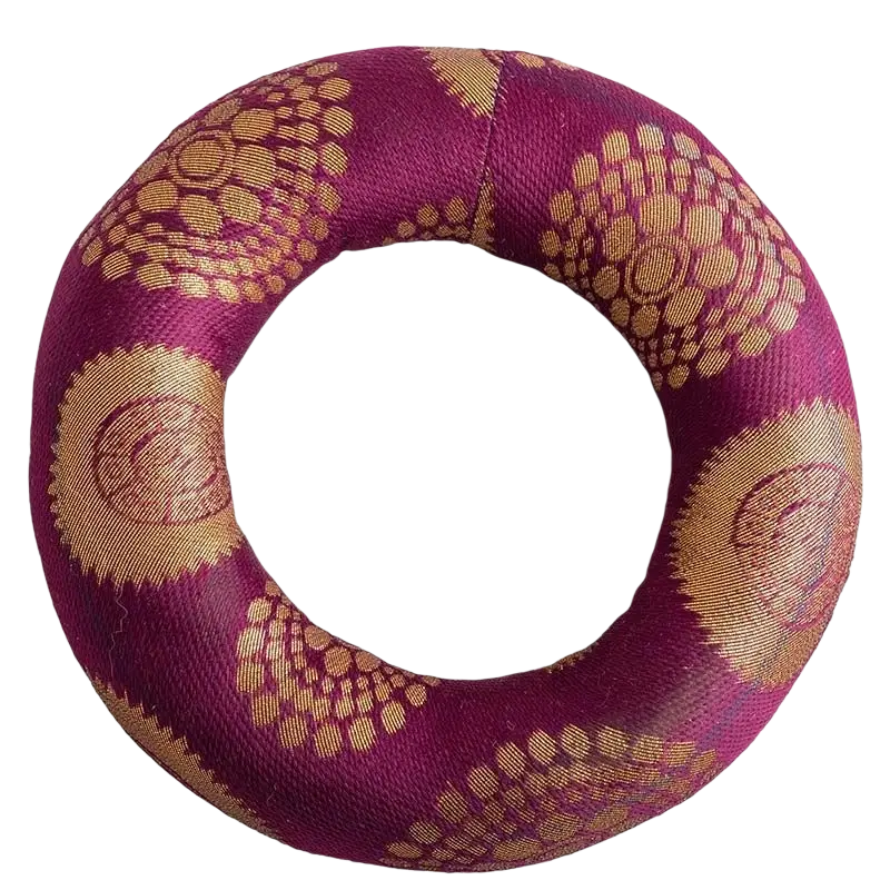 Dessauer Klangschalenkissen in Donut-Form, passende Unterlage für 10 cm Klangschalen, weiche und stabile Klangschalenunterlage