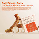 Koji White Kurkuma und Kojic Dipalmitate Seife, natürliche Gesichts- und Körperseife mit gelber Kurkumafarbe und cremiger Textur.