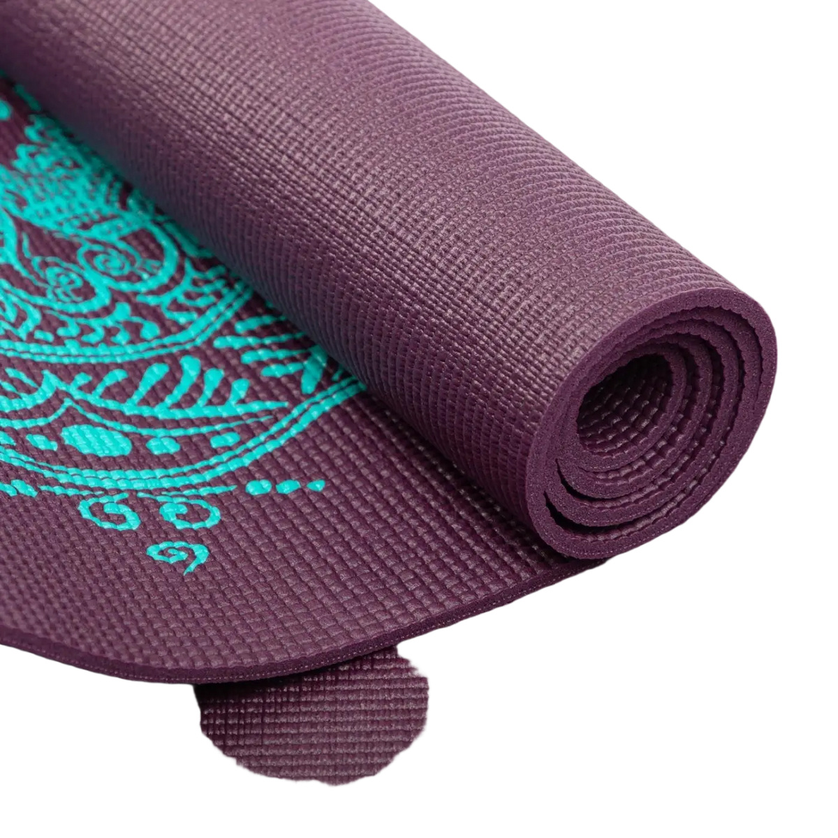 Bodynova Leela Collection Mandala Aubergine Yogamatte, zusammengerollt, mit lila Mandala-Design auf der Oberfläche.