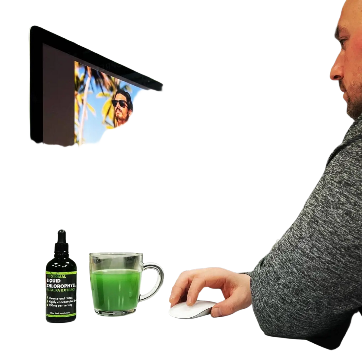 Liposomales flüssiges Chlorophyll von Feel Supreme, Nahrungsergänzung mit fortschrittlicher liposomaler Technologie, in Flasche.