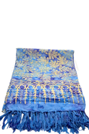 Vibranter blauer lunghi sarong pareo tuch mit goldenen blatt- und geometrischen mustern von mana shop