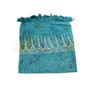 Teal und grün batik stofftasche mit weißen spiralmustern und fransen oben lunghi sarong pareo tuch mana shop