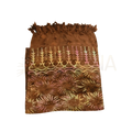 Brauner batik lunghi sarong pareo tuch mit gold rosa creme floralen mustern und fransen von mana shop