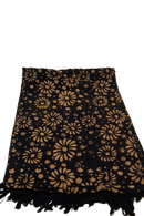 Schwarzer batik lunghi sarong pareo tuch mit goldenen floralen mustern und fransen von mana shop 160 x 115 cm